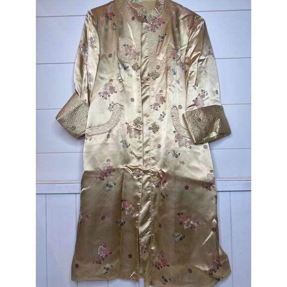 Vintage Kimono Jacket Gold Silk Fully Lined Frog Closures SMALL, Authentic - Picture 1 of 3